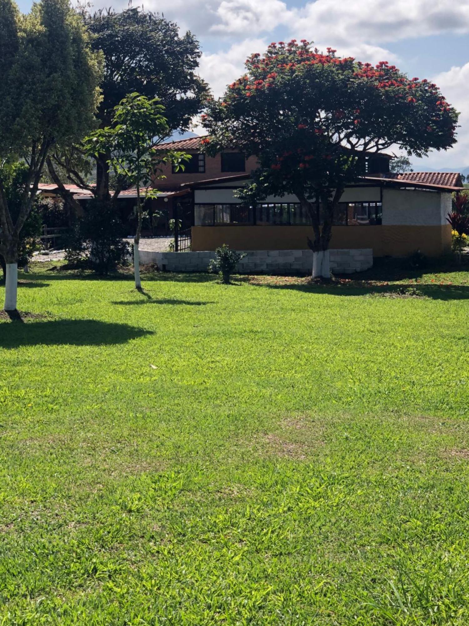 Finca Hotel Paraiso Urrao Bagian luar foto