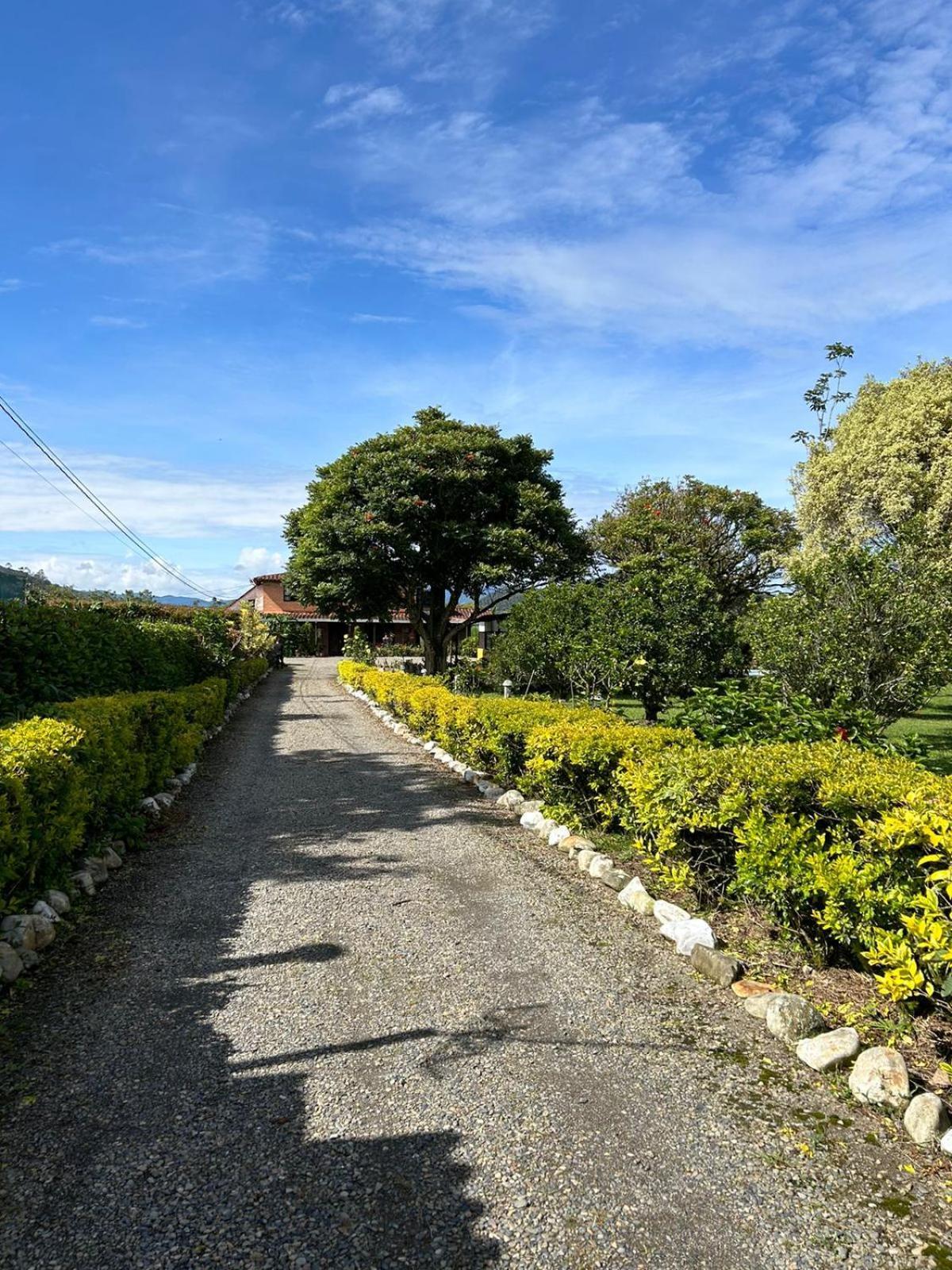 Finca Hotel Paraiso Urrao Bagian luar foto