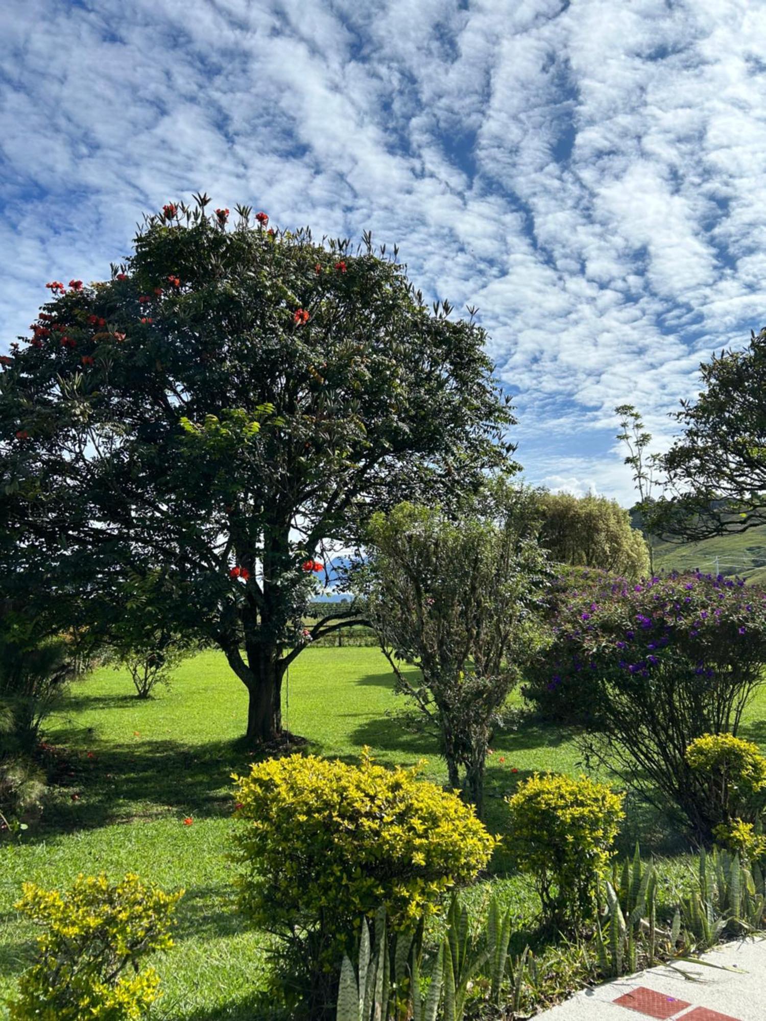 Finca Hotel Paraiso Urrao Bagian luar foto